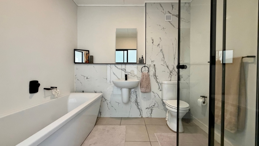To Let 3 Bedroom Property for Rent in The Huntsman Western Cape